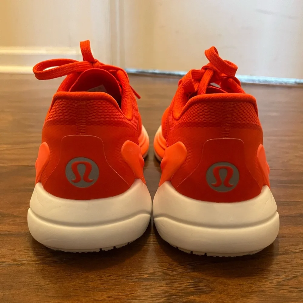 🍋LIKE NEW Lululemon Blissfeel 2 Running Shoe Solar Orange/Flare/Light Vapor - 10